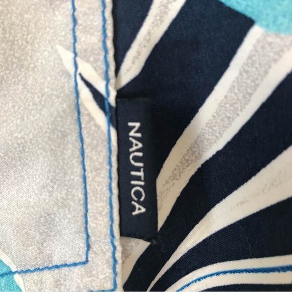 Nautica size 38 swim trunks  blue, light gray turquoise & navy - Picture 6 of 9